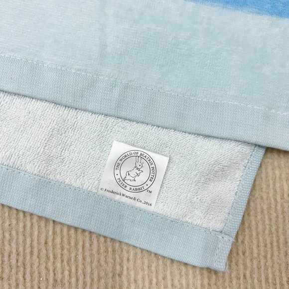 Bundle of 2 100% Cotton Peter Rabbits Bath Towels/Beach Towel - Picture 5 of 10